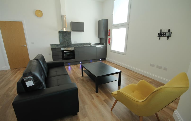 Osborne Terrace, Sandyford, Newcastle - Image 1